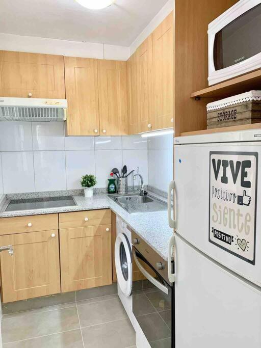 Precioso Apartamento En El Casco Vello De Виго Екстериор снимка
